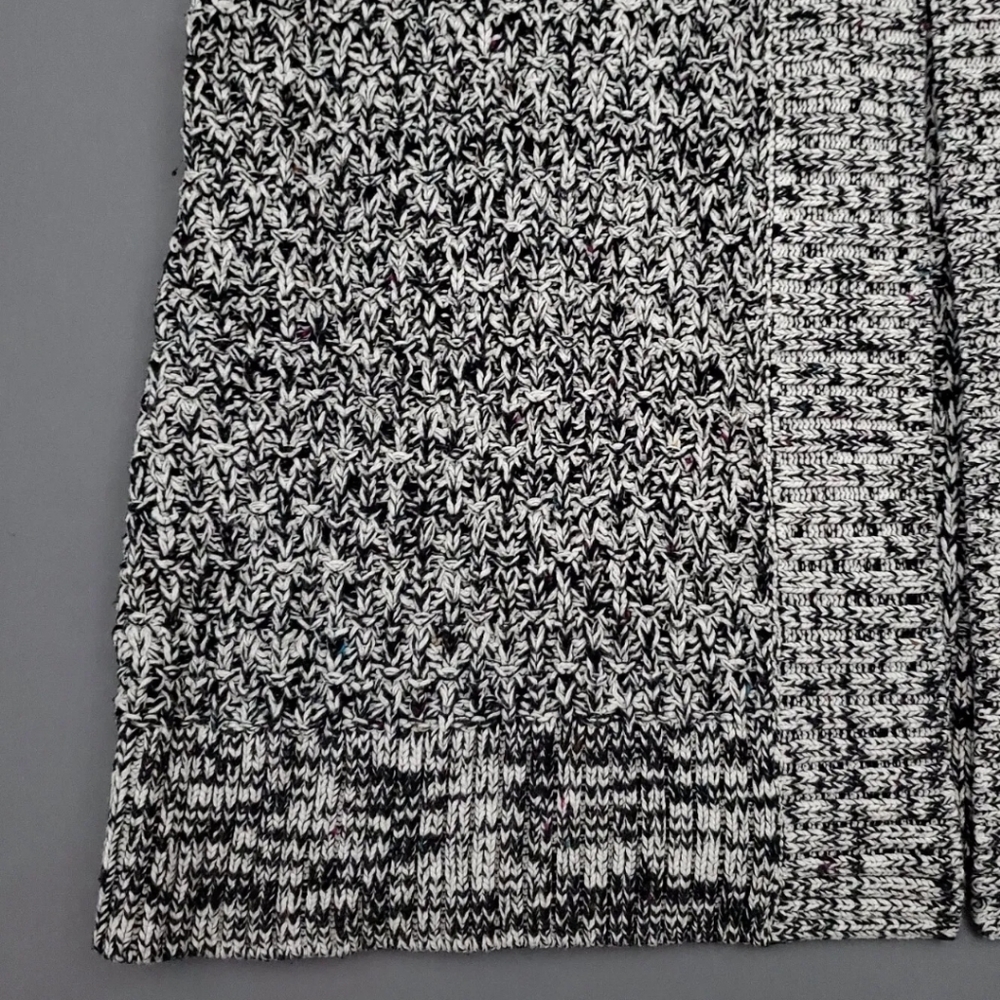 Sweater - Picture 3 of 4